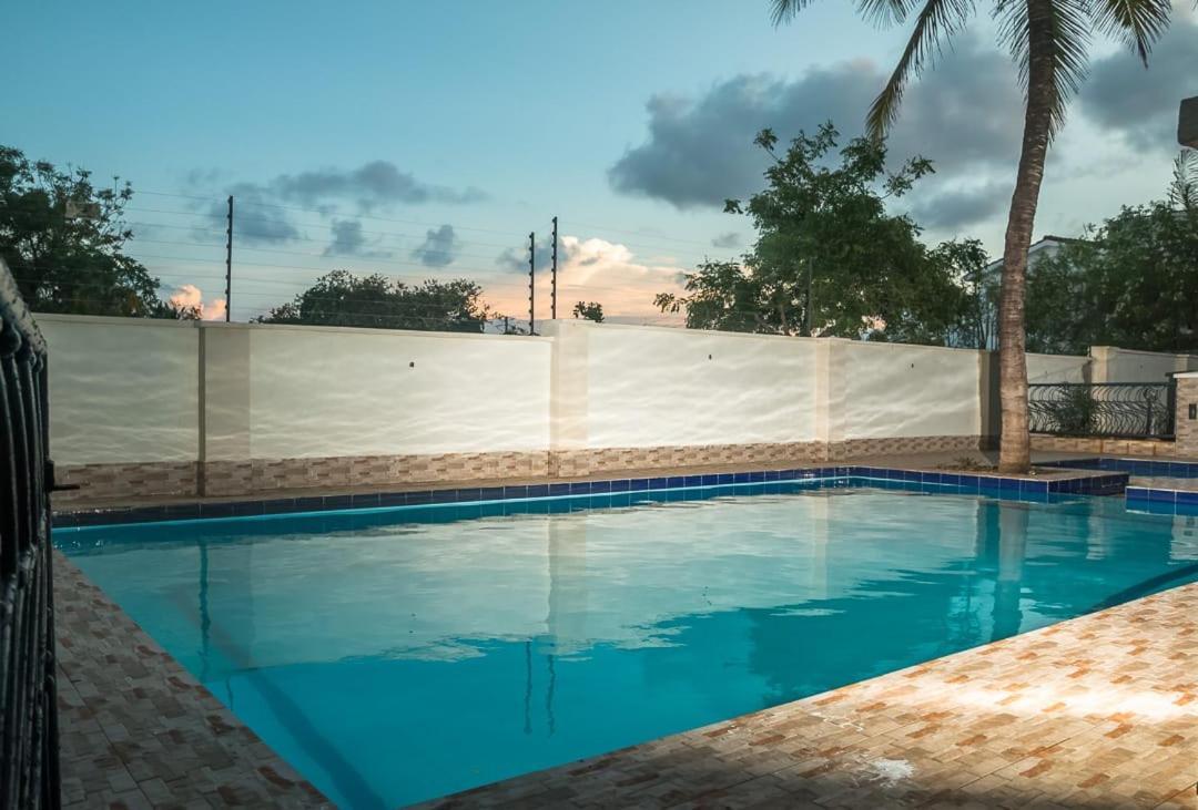 מומבסה Lux Suites Nyali Luxury Apartments מראה חיצוני תמונה